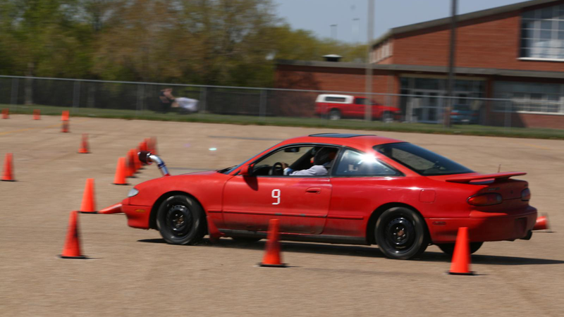 Illustration for article titled Here Are Five Reasons Why You Need To Buy A Mazda MX-6 Right Now